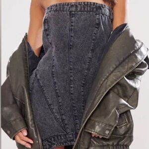 PrettyLittleThing Asymmetrical Denim Washed Black Mini Dress NWT US 6
